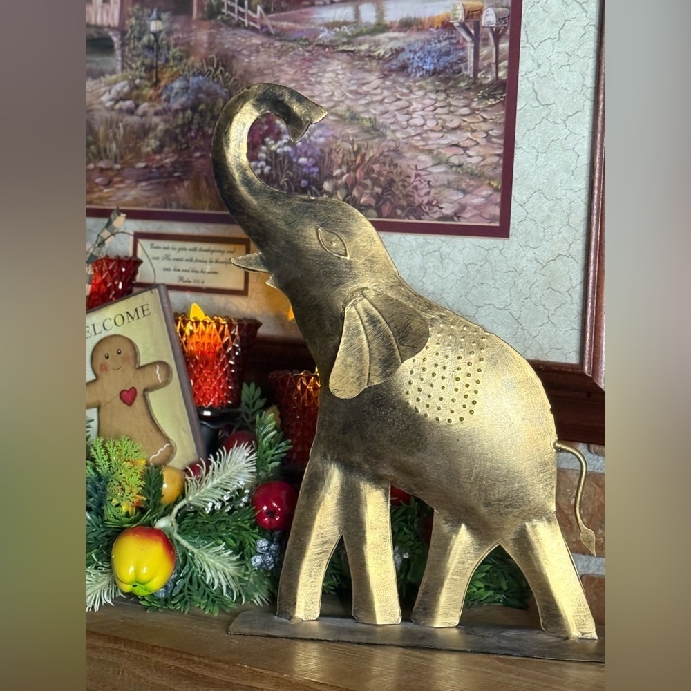 Rare Vintage 1975 Gold Elephant Statue Home Decor Collector